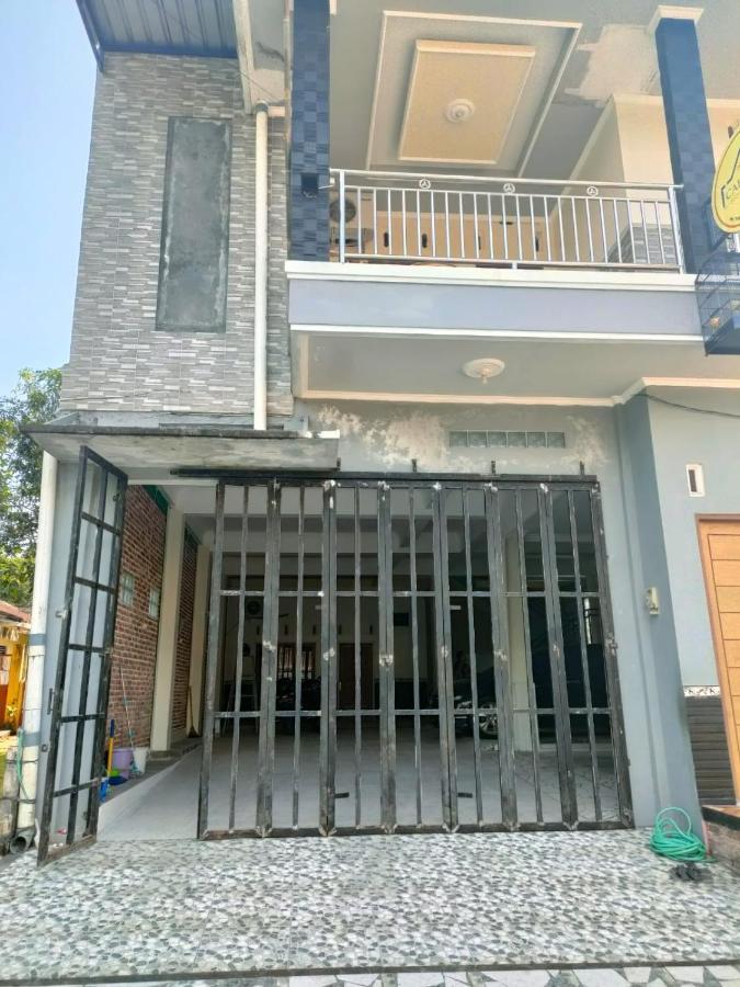 Cahaya Homestay Магеланг Экстерьер фото
