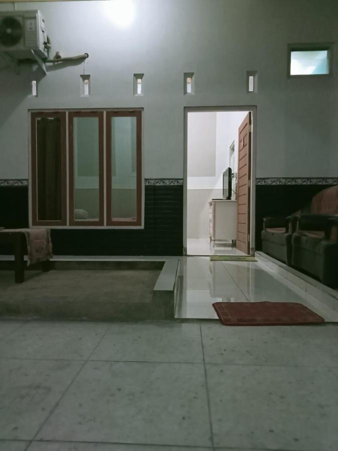Cahaya Homestay Магеланг Экстерьер фото